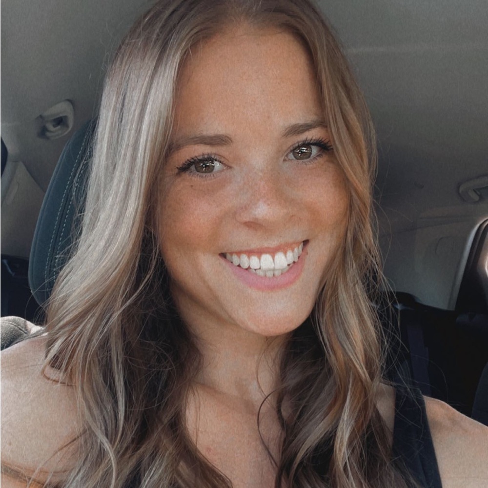 Meet your Posher, Hannah